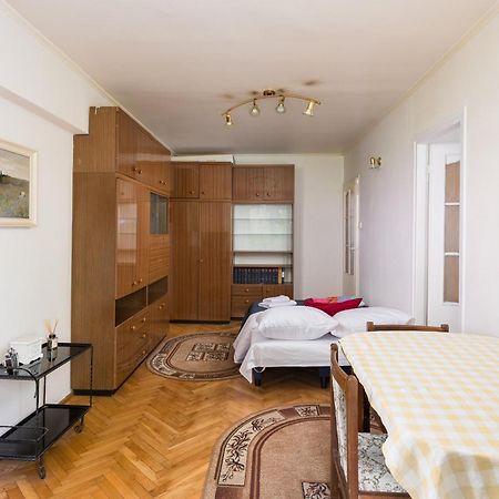 Wola Mila Standard Apartment Warsaw Exterior photo
